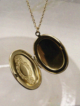 Sloane locket necklace